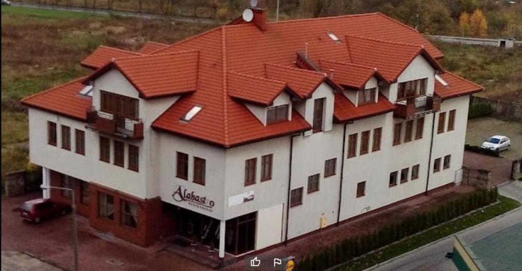Alabastro Bed and Breakfast Tomaszów Mazowiecki Buitenkant foto