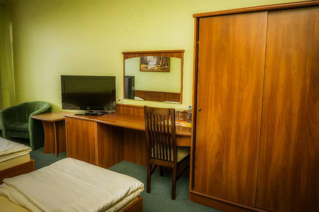 Alabastro Bed and Breakfast Tomaszów Mazowiecki Buitenkant foto